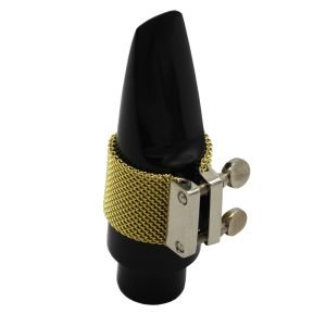 Mesh chain saxophone mouthpiece ligature in soft circular shape