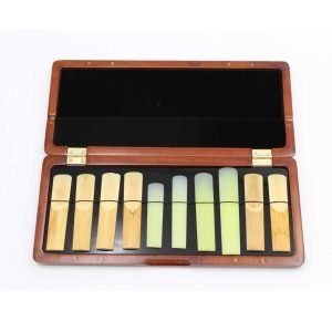 saxophone reed box